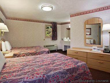 Travelodge West Springfield Exterior foto