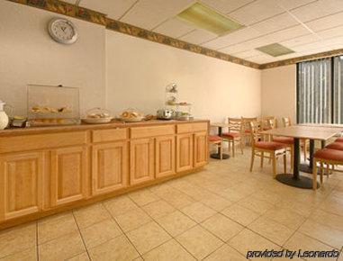 Travelodge West Springfield Restaurant foto